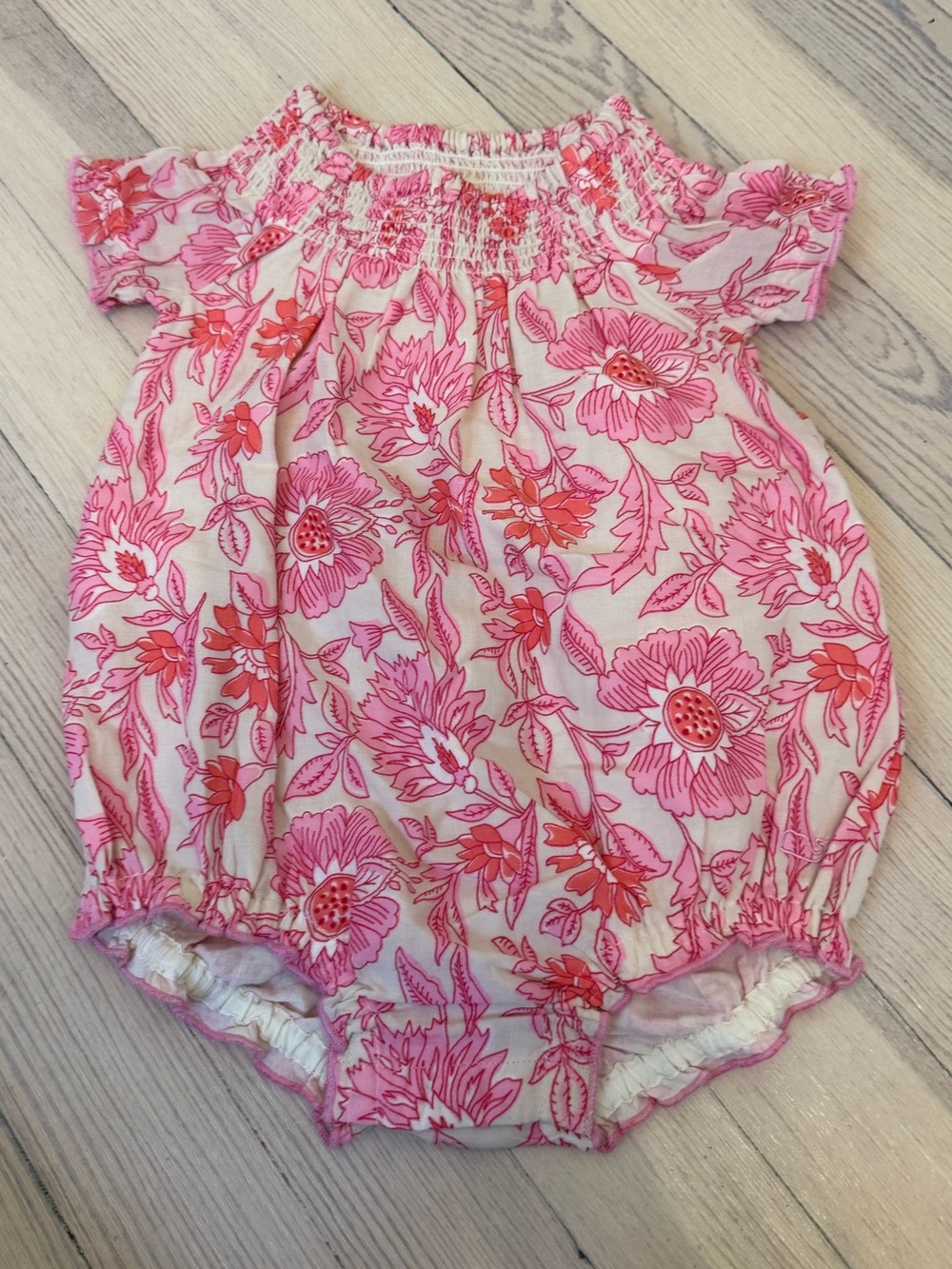 VINEYARD VINES Infant Girl’s Pink Floral  Baby Emmy Smocked Bubble One Piece